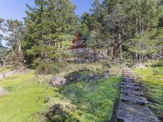 Main Photo: 255 Forbes Dr in THETIS ISLAND: Isl Thetis Island House for sale (Islands)  : MLS®# 833863