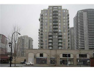 Photo 1: 703 55 TENTH STREET in New Westminster: Downtown NW Condo for sale : MLS®# R2309072