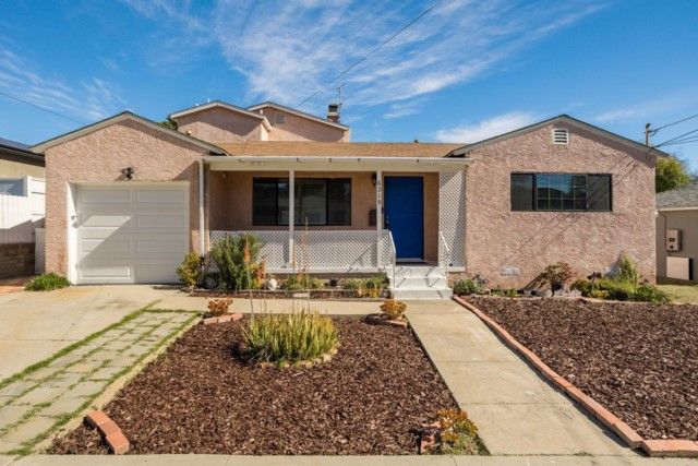 Main Photo: House for sale : 4 bedrooms : 6219 Stanley Drive in La Mesa