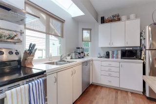 Photo 11: 164 W 13TH Avenue in Vancouver: Mount Pleasant VW Condo for sale (Vancouver West)  : MLS®# R2189894