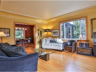 Photo 4: 1327 WINSLOW Avenue in Coquitlam: Central Coquitlam House for sale : MLS®# V981423