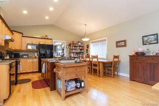 Photo 9: 2190 Longspur Dr in VICTORIA: La Bear Mountain House for sale (Langford)  : MLS®# 785727