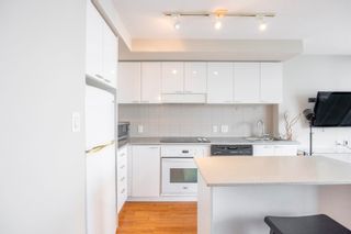Photo 9: 3007 668 CITADEL Parade in Vancouver: Downtown VW Condo for sale in "SPECTRUM" (Vancouver West)  : MLS®# R2812038