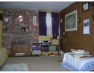 Photo 5: 6995 HALLIGAN Street in Burnaby: Upper Deer Lake House for sale (Burnaby South)  : MLS®# V686559