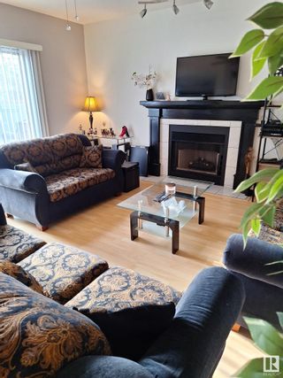 Photo 10: 4907 31 Avenue in Edmonton: Zone 29 House for sale : MLS®# E4371503