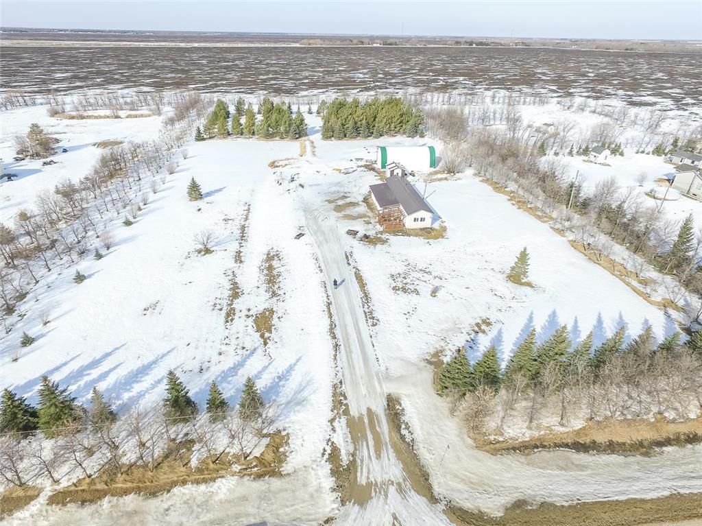 Main Photo: 49168 MUN 29E Road in Dufresne: R05 Residential for sale : MLS®# 202104791