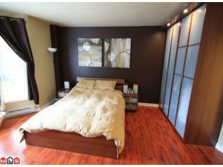 Photo 5: 106 9978 148TH Street in Surrey: Guildford Condo for sale in "Highpoint Gardens" (North Surrey)  : MLS®# F1008388