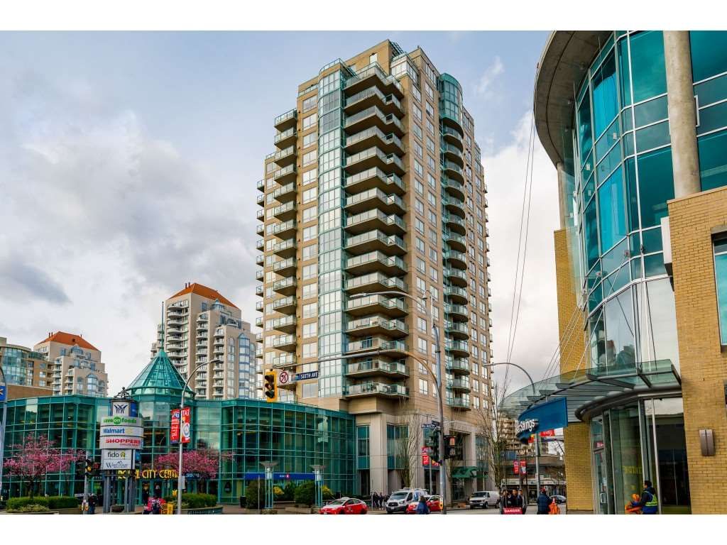 Main Photo: 2102 612 SIXTH STREET in New Westminster: Uptown NW Condo for sale : MLS®# R2543865