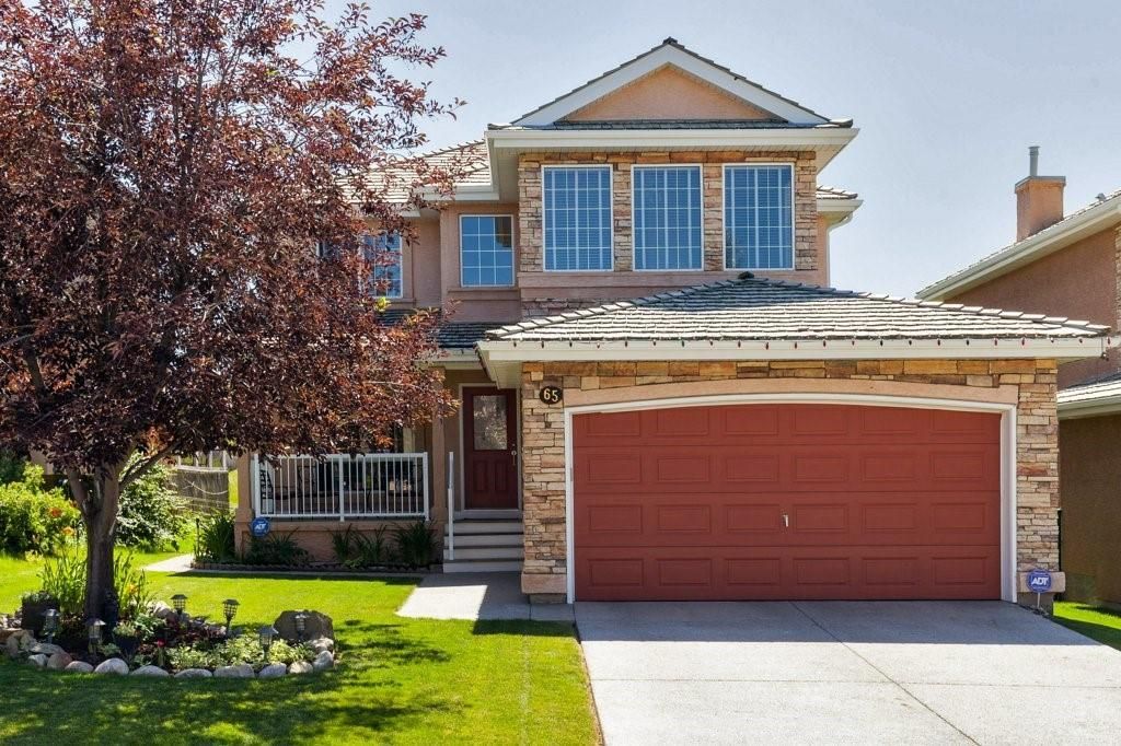 Main Photo: 65 ROYAL CREST Terrace NW in Calgary: Royal Oak Detached for sale : MLS®# C4235706