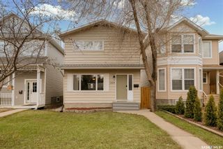 Photo 1: 1224 13th Street East in Saskatoon: Varsity View Residential for sale : MLS®# SK922913