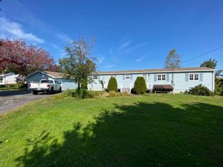 Photo 1: 1641 Lakewood Road in Steam Mill: 404-Kings County Residential for sale (Annapolis Valley)  : MLS®# 202019826