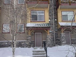 Photo 2: 605 85 Dyrgas Gate: Canmore Row/Townhouse for sale : MLS®# A2027905