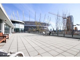 Photo 2: 2505 939 Expo Boulevard in Vancouver: Yaletown Condo for sale (Vancouver West)  : MLS®# R2081999