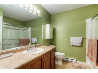 Photo 7: 110 2336 WHYTE Avenue in Port Coquitlam: Central Pt Coquitlam Condo for sale : MLS®# V1090062