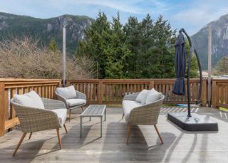 Photo 1: 38244 WESTWAY Avenue in Squamish: Valleycliffe House for sale : MLS®# R2665850