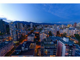 Photo 3: 1502 1995 BEACH Avenue in Vancouver: West End VW Condo for sale (Vancouver West)  : MLS®# V998549