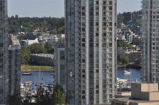 Photo 9: 1607 1001 HOMER Street in Vancouver: Yaletown Condo for sale in "THE BENTLEY" (Vancouver West)  : MLS®# R2196793