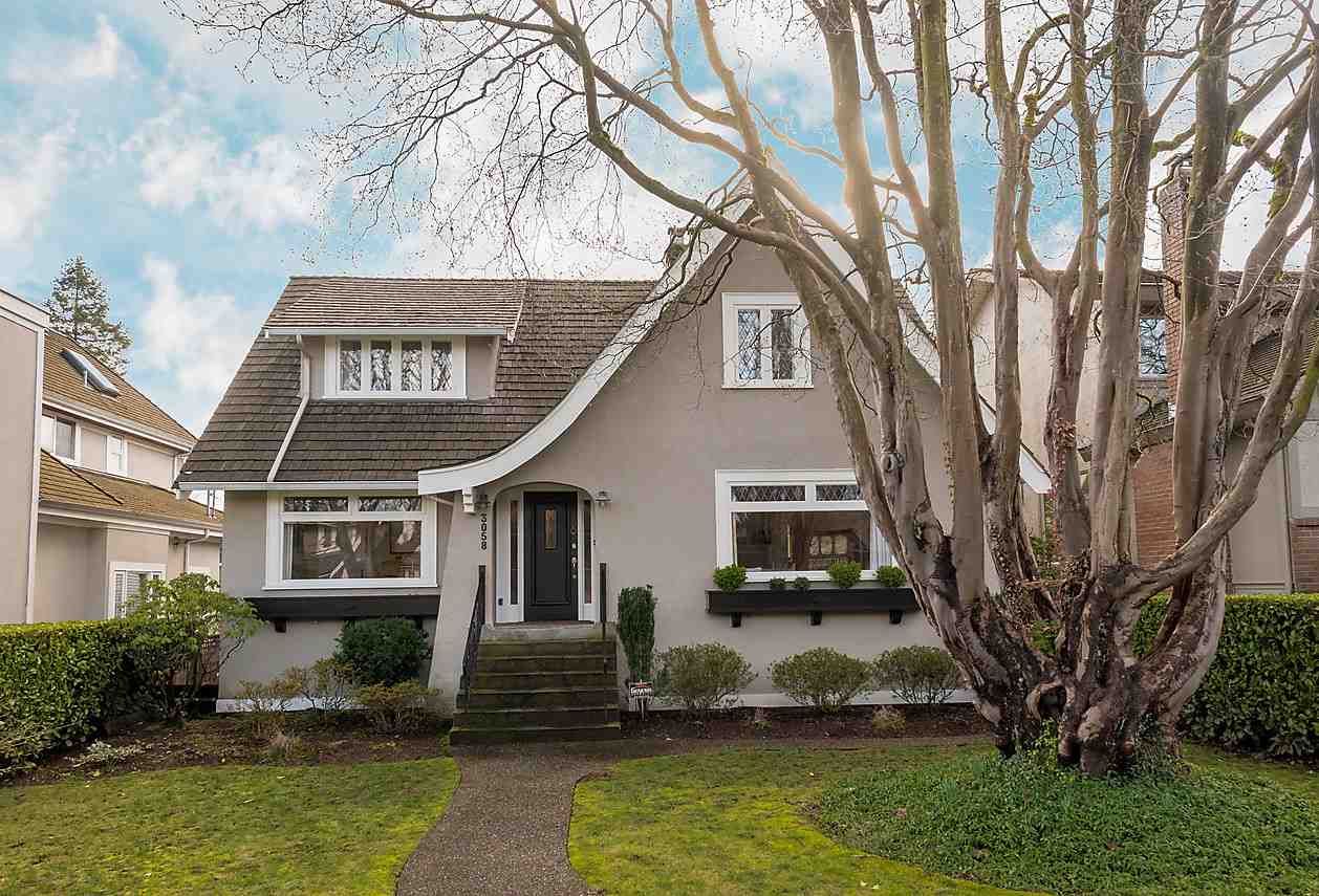 Main Photo: 3058 W 37TH AVENUE in : Kerrisdale House for sale : MLS®# R2037773