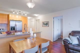 Photo 10: 802 2483 SPRUCE Street in Vancouver: Fairview VW Condo for sale in "Skyline" (Vancouver West)  : MLS®# R2151780
