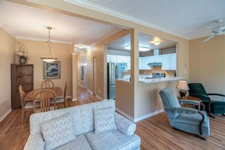 Photo 7: 104 1110 Willow St in Saanich: SE Lake Hill Row/Townhouse for sale (Saanich East)  : MLS®# 900628