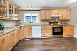 Photo 10: 29 1640 162 Street in Surrey: King George Corridor Manufactured Home for sale in "Cherry Brook Park" (South Surrey White Rock)  : MLS®# R2686063