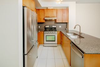 Photo 4: 111 5955 IONA Drive in Vancouver: University VW Condo for sale in "FOLIO" (Vancouver West)  : MLS®# R2269280