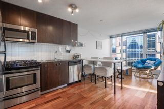 Photo 1: 407 1030 W BROADWAY in Vancouver: Fairview VW Condo for sale in "LA COLOMBA" (Vancouver West)  : MLS®# R2848887