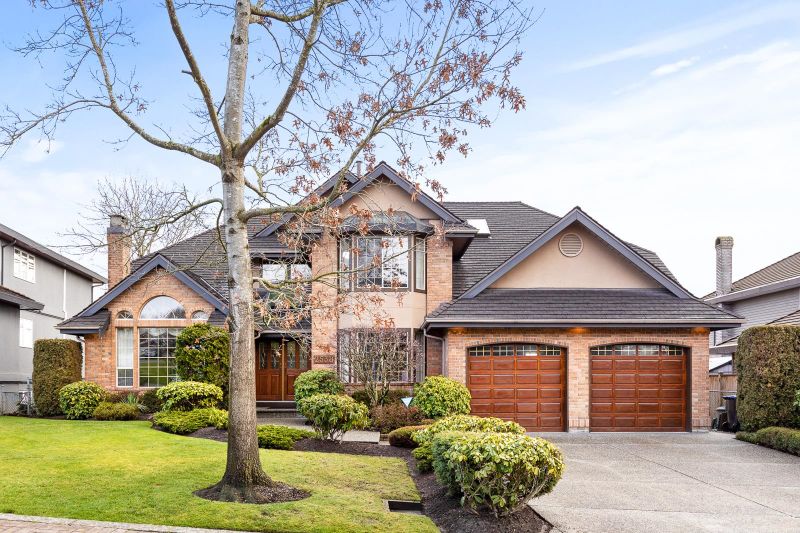 FEATURED LISTING: 2538 PALISADE Crescent Port Coquitlam