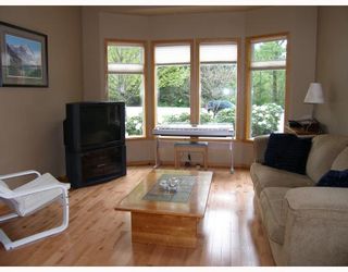 Photo 8: 2055 MAMQUAM Road in Squamish: Garibaldi Estates House for sale in "GARIBALDI ESTATES" : MLS®# V766913