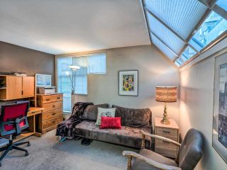 Photo 18: 2251 OAK STREET in Vancouver: Fairview VW Townhouse for sale (Vancouver West)  : MLS®# R2439242