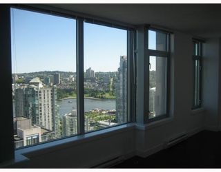 Photo 8: 3202 1255 SEYMOUR Street in Vancouver: Downtown VW Condo for sale in "ELAN" (Vancouver West)  : MLS®# V711378