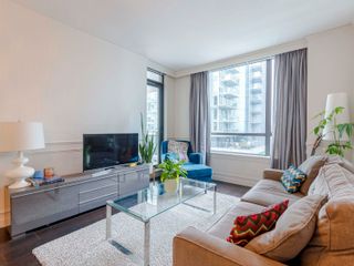Photo 6: 2304 788 RICHARDS Street in Vancouver: Downtown VW Condo for sale in "L'Hermitage" (Vancouver West)  : MLS®# R2681310