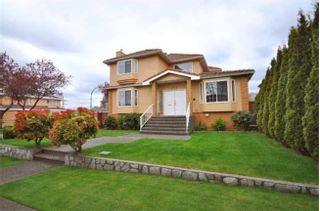 Main Photo: 2295 W 19TH Avenue in Vancouver: Arbutus House for sale (Vancouver West)  : MLS®# R2748913