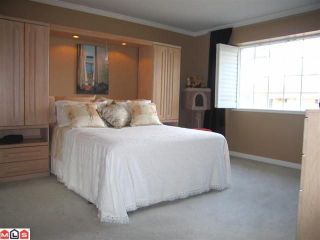 Photo 8: 102 6094 W BOUNDARY Drive in Surrey: Panorama Ridge Townhouse for sale in "LAKEWOOD ESTATES" : MLS®# F1011034