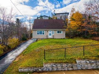Photo 1: 22 Maple Grove Avenue in Timberlea: 40-Timberlea, Prospect, St. Marg Residential for sale (Halifax-Dartmouth)  : MLS®# 202324311