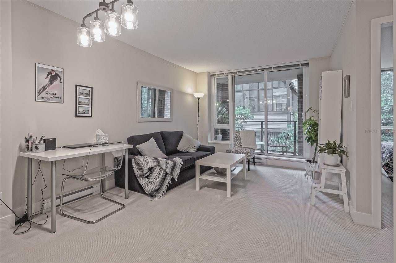 Main Photo: 202 1088 RICHARDS Street in Vancouver: Yaletown Condo for sale in "RICHARDS" (Vancouver West)  : MLS®# R2403889