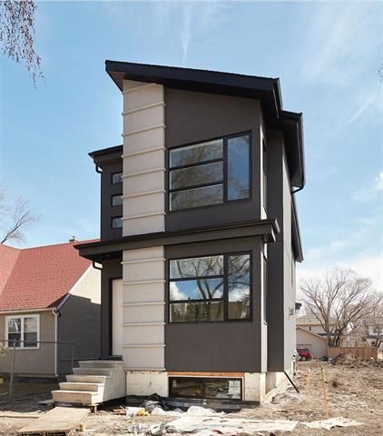 Main Photo: 10435 140 Street NW in Edmonton: Glenora House for sale : MLS®# E4062614