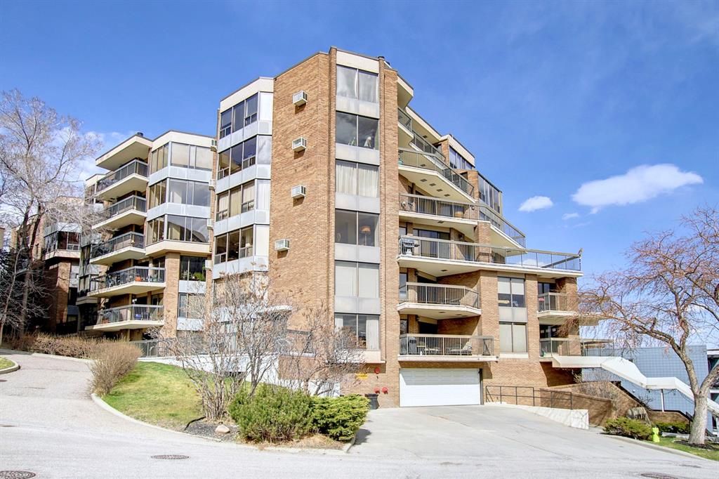 Main Photo: 806 320 Meredith Road NE in Calgary: Crescent Heights Apartment for sale : MLS®# A2019497