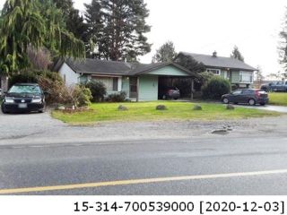Photo 1: 8384 CADE BARR Street in Mission: Mission BC House for sale : MLS®# R2748483