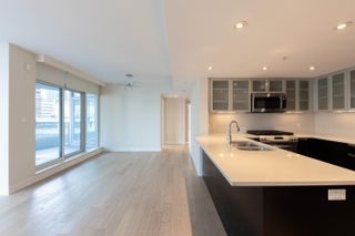 Photo 12: 1704 1205 W HASTINGS Street in Vancouver: Coal Harbour Condo for sale in "Cielo" (Vancouver West)  : MLS®# R2874153