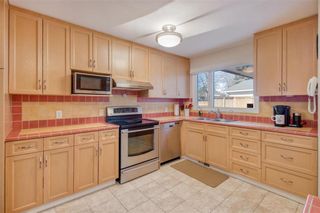Photo 10: 354 Country Club Boulevard in Winnipeg: St Charles Residential for sale (5G)  : MLS®# 202401771