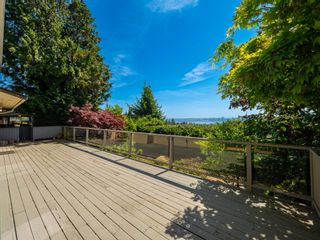 Photo 33: 411 MONTROYAL Boulevard in North Vancouver: Upper Delbrook House for sale : MLS®# R2779701