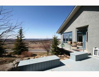 Photo 18: 48 Slopeview Drive SW in CALGARY: The Slopes Residential Detached Single Family for sale (Calgary)  : MLS®# C3376319