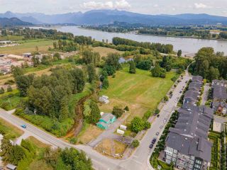 Photo 1: 2420 BURNS Road in Port Coquitlam: Riverwood House for sale : MLS®# R2500779