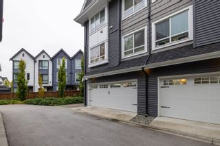 Photo 2: 5 6479 192 Street in Surrey: Clayton Townhouse for sale in "Brookside Walk" (Cloverdale)  : MLS®# R2810894