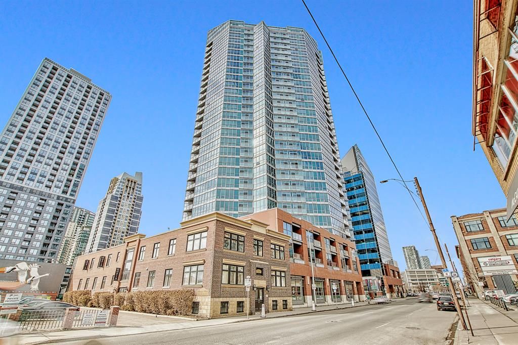 Main Photo: 1805 225 11 Avenue SE in Calgary: Beltline Apartment for sale : MLS®# A2038085