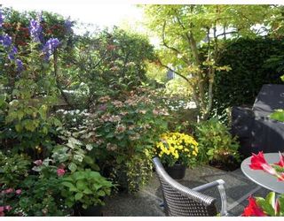 Photo 8: 668 W 26TH Avenue in Vancouver: Cambie Townhouse for sale in "GRACE ESTATES" (Vancouver West)  : MLS®# V738149