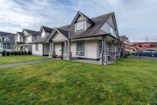 Photo 2: 8499 FENNELL Street in Mission: Mission BC House for sale : MLS®# R2031857