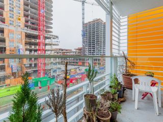 Photo 16: 401 655 W 41ST Avenue in Vancouver: Cambie Condo for sale in "41 WEST" (Vancouver West)  : MLS®# R2751371