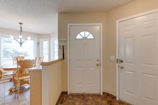 Photo 2: 201 Citadel Terrace NW in Calgary: Citadel Row/Townhouse for sale : MLS®# A1212636